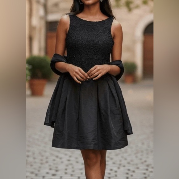 White House Black Market Dresses & Skirts - White House Black Market Lace Appliqué Sleeveless Dress Size 4 Y2K Fit & Flare